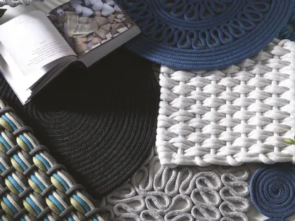 Tappeto realizzato a mano con corda nautica Cayman Plain di Besana Moquette
