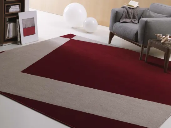 Tappeto con incroci obliqui rosso e beige Chelsea di Besana Moquette