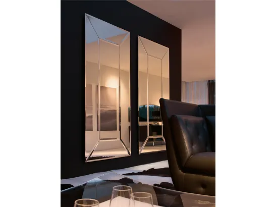 Specchio elegante e raffinato con bisello smussato Constantia di Tonin Casa