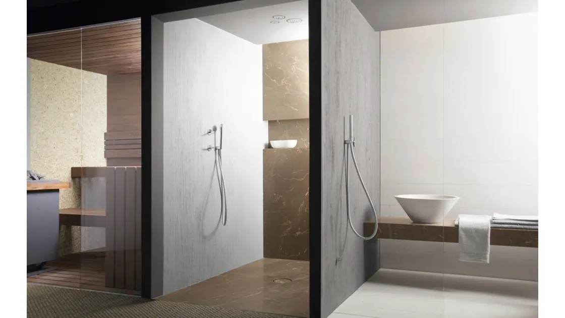 Hammam Neutra progettato su misura con interno in pietra o marmo di Neutra