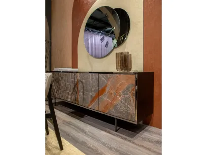 Madia elegante ed esclusiva Beyond con ante in marmo di Tonin Casa
