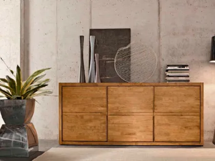 Madia in legno massello a tre ante Bold di FGF Mobili