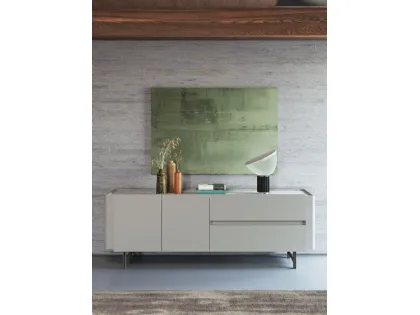 Madia Surf in laccato grigio silk con top in hpl marble sand di Astor Mobili