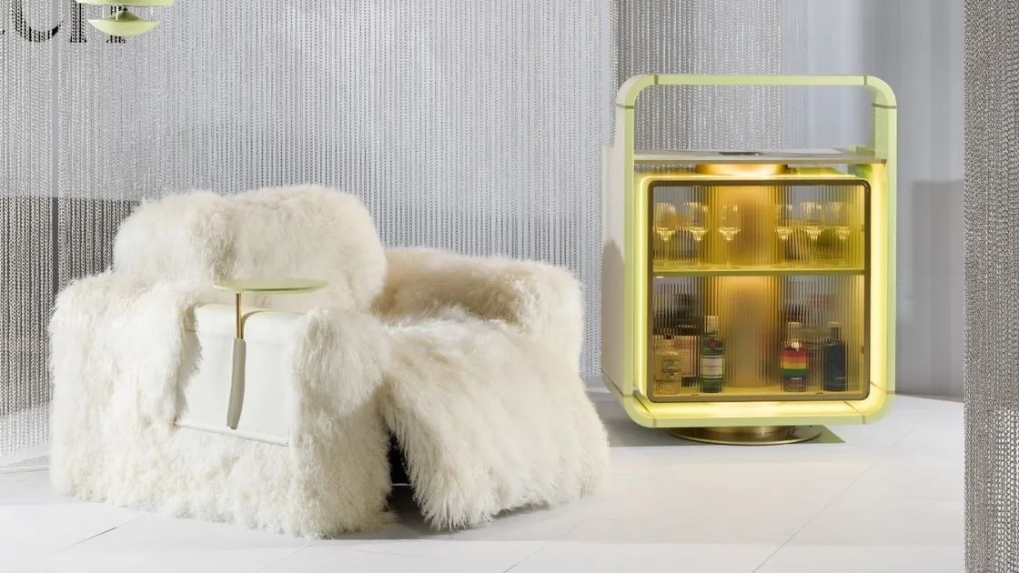 Poltrona reclinabile in pelliccia Dolly Kubrik di Vismara Design