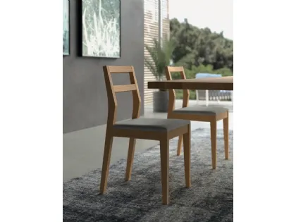Sedia Helen in legno con seduta in microfibra di FGF Mobili