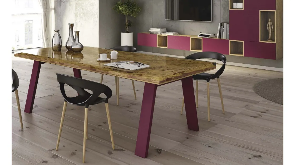 Tavolo in legno resinato con gambe in metallo laccato Biochic Staywood di Domus Arte