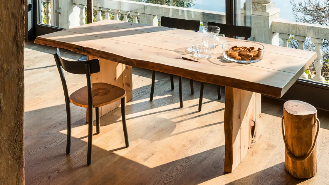 Tavolo in legno massello D-assi di Be Natural