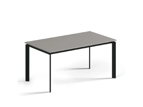Tavolo allungabile con piano in laminato e struttura in metallo brunito Daniel di Orme